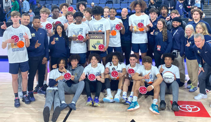 Notre Dame (Sherman Oaks) boys basketball3